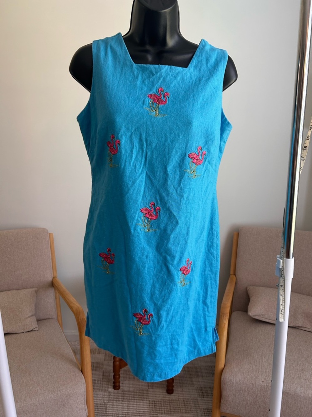 Vintage Sleeveless Turquoise Mini Dress with Pink Flamingo Embroidery linen blen
